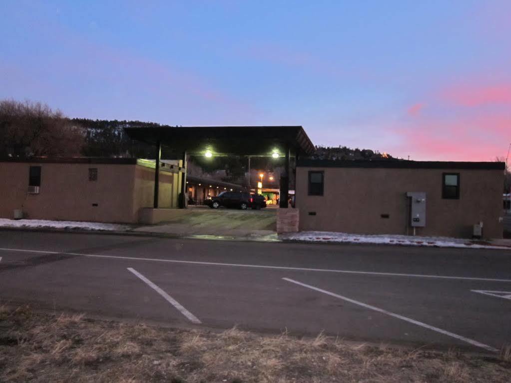 Rodeway Inn & Suites Williams Downtowner-Rte 66 Exteriér fotografie